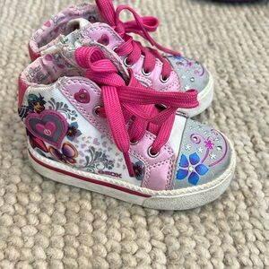 GEOX baby/toddler girls high top sneakers. EUC. Sz. 6.5